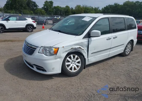 2016 Chrysler Town & Country Touring из США, поврежденный, VIN 2C4RC1BG2GR303697